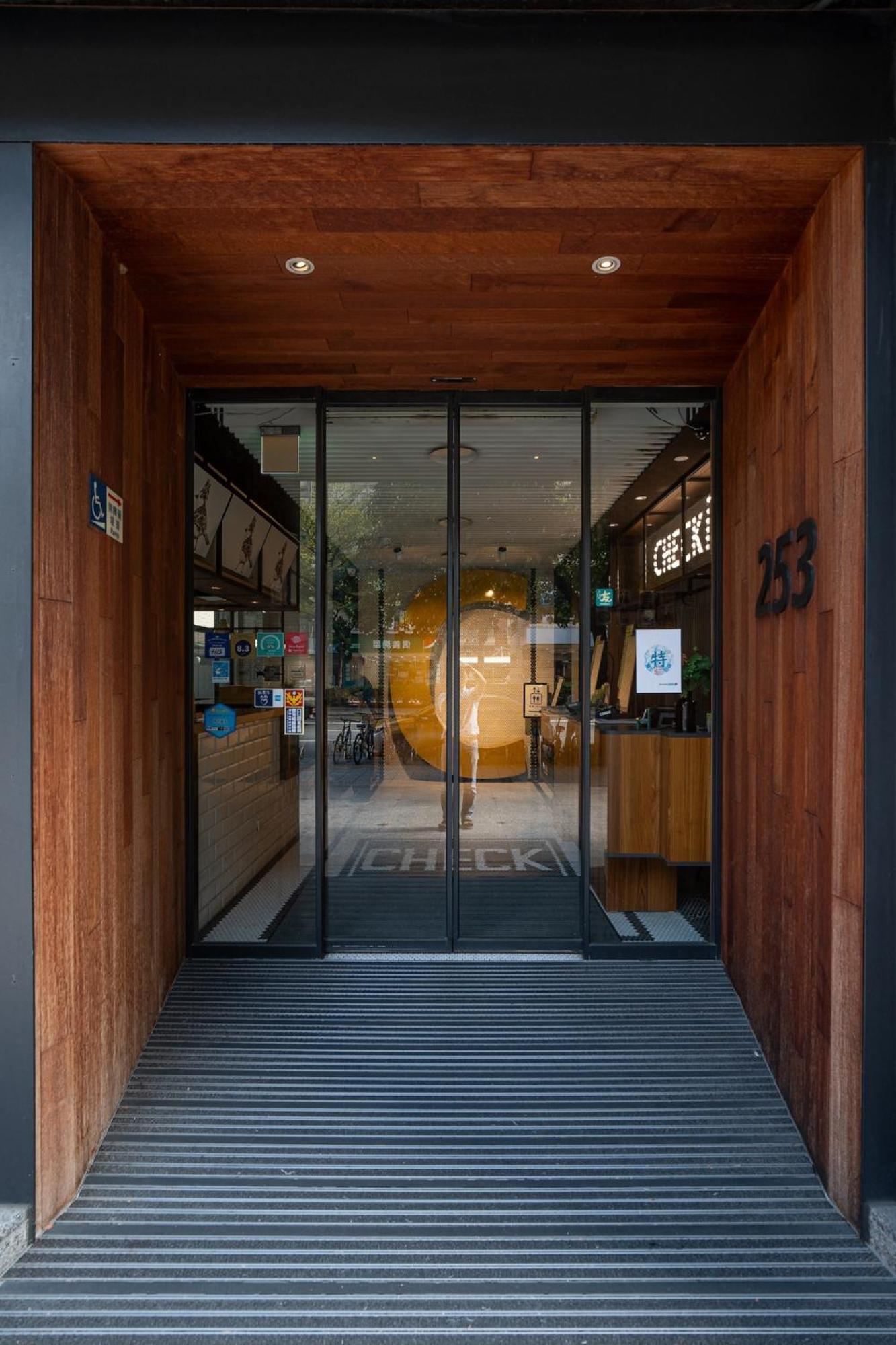 Check Inn Taipei Songjiang Exterior foto
